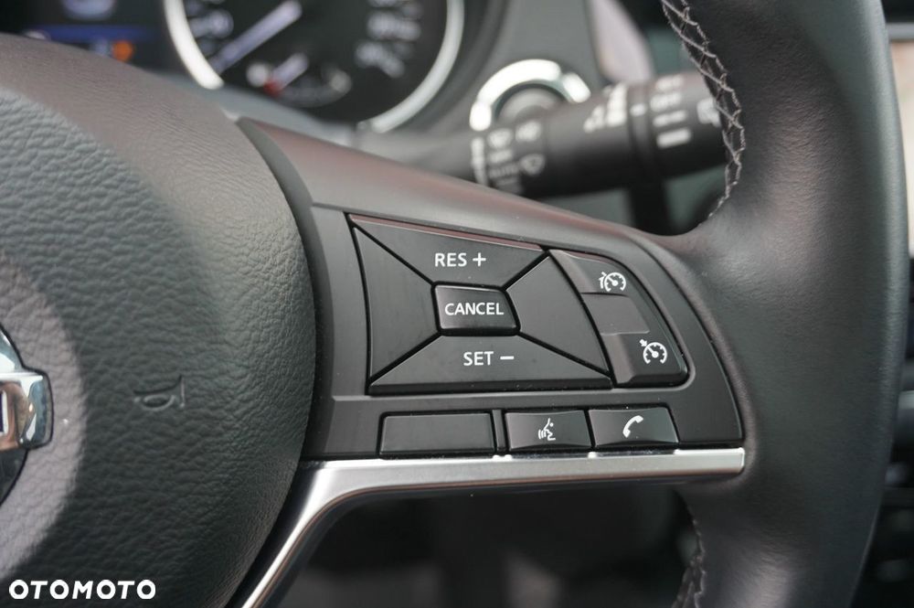 Nissan Qashqai 1.3 DIG-T DCT N-CONNECTA - 16