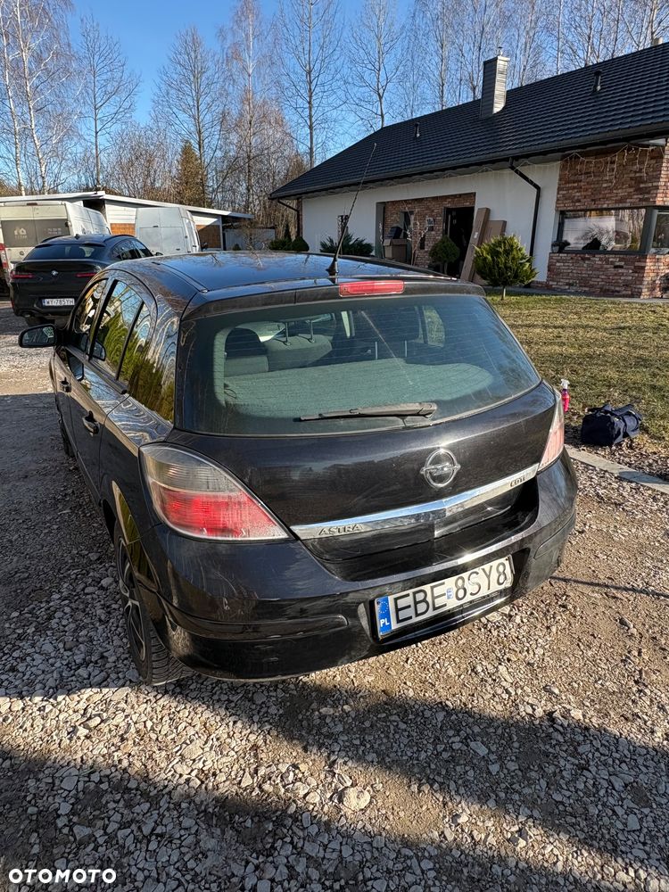 Opel Astra 1.3 CDTI Cosmo - 2