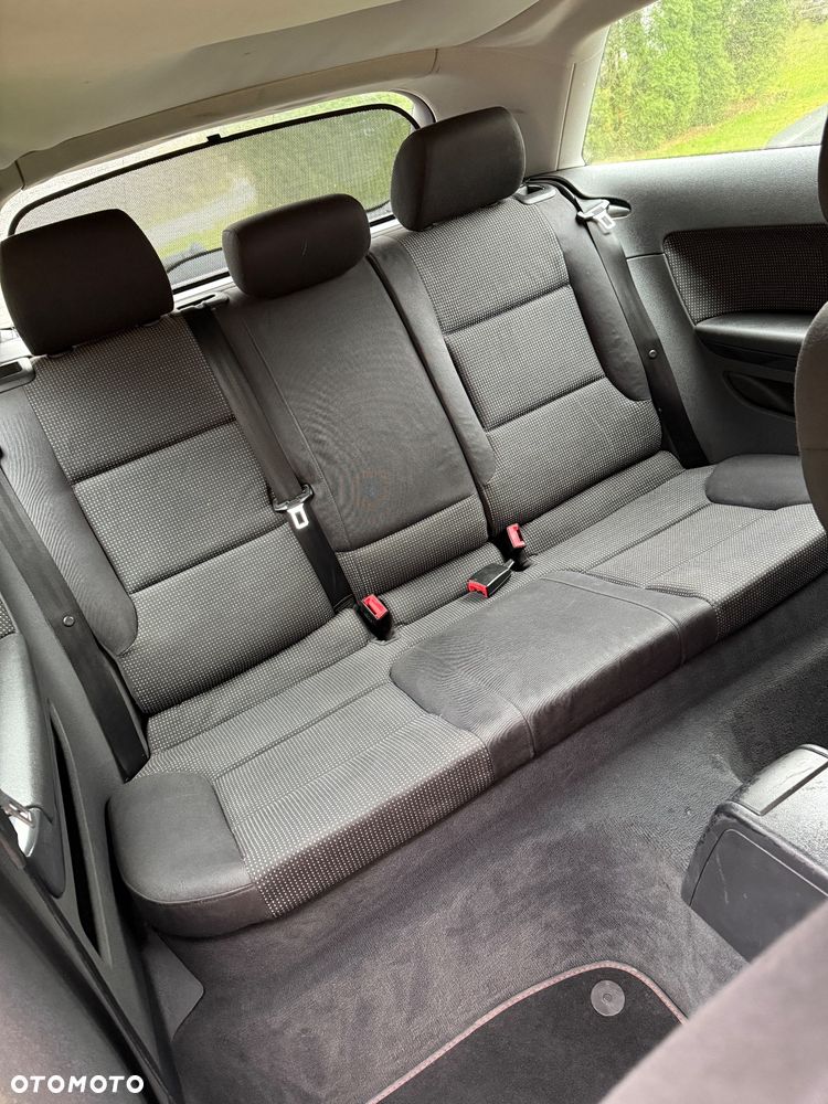 Audi A3 3-drzwiowe 1.6 Attraction - 10