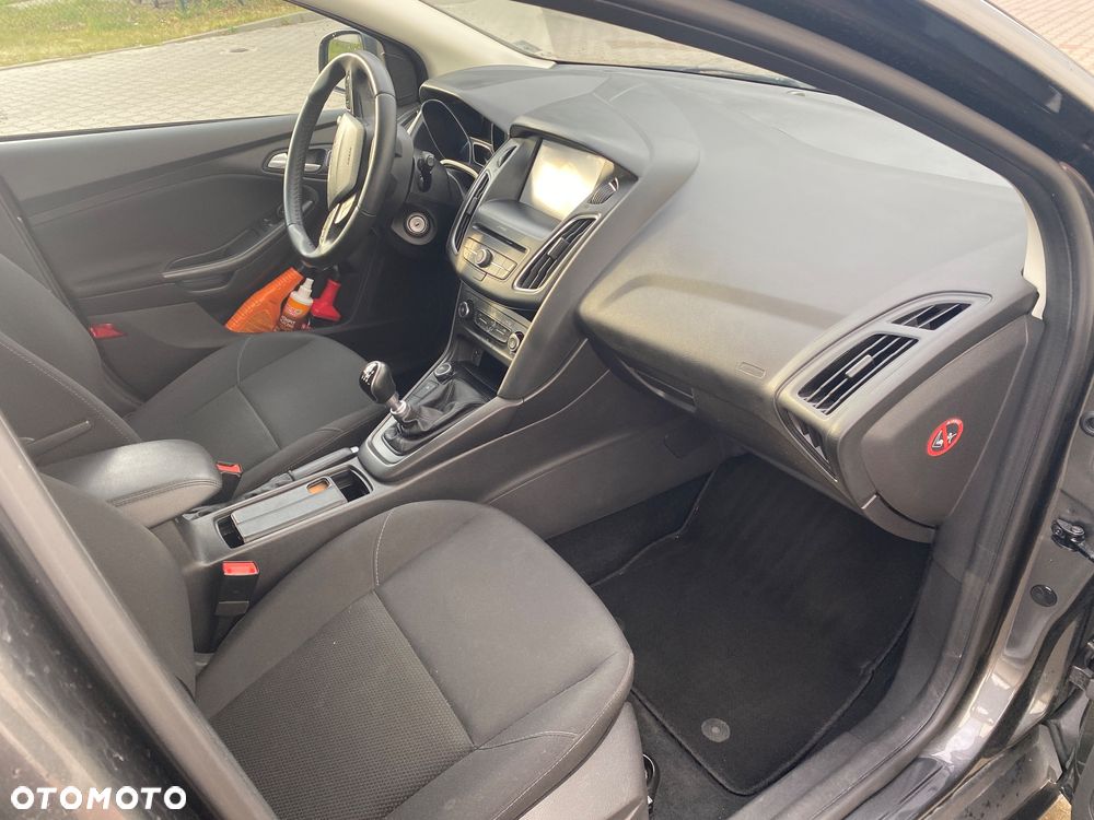 Ford Focus - 7