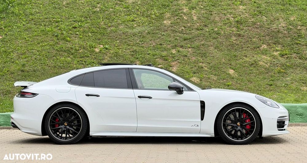Porsche Panamera GTS - 3
