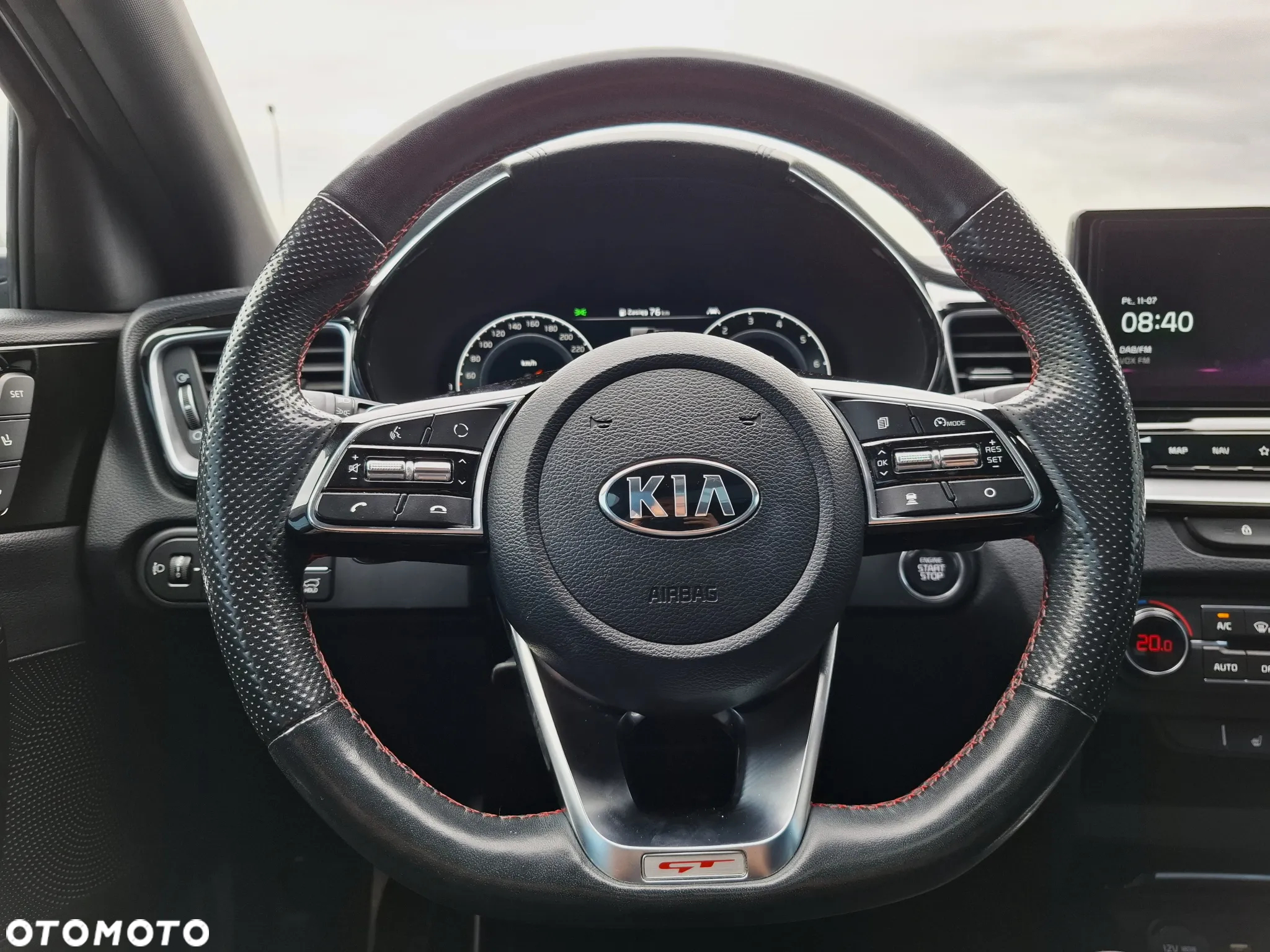 Kia ProCeed 1.6 T-GDI GT DCT - 13