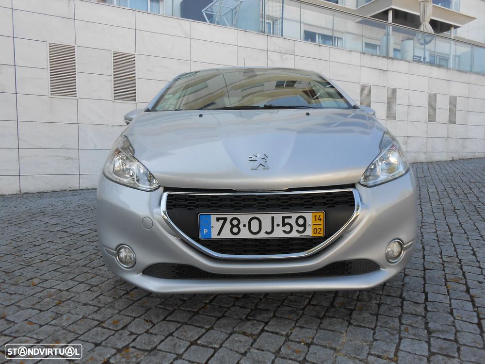 Peugeot 208 1.4 HDi Active - 4