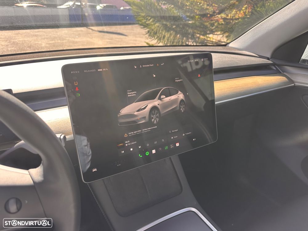 Tesla Model Y Tração Traseira - 35