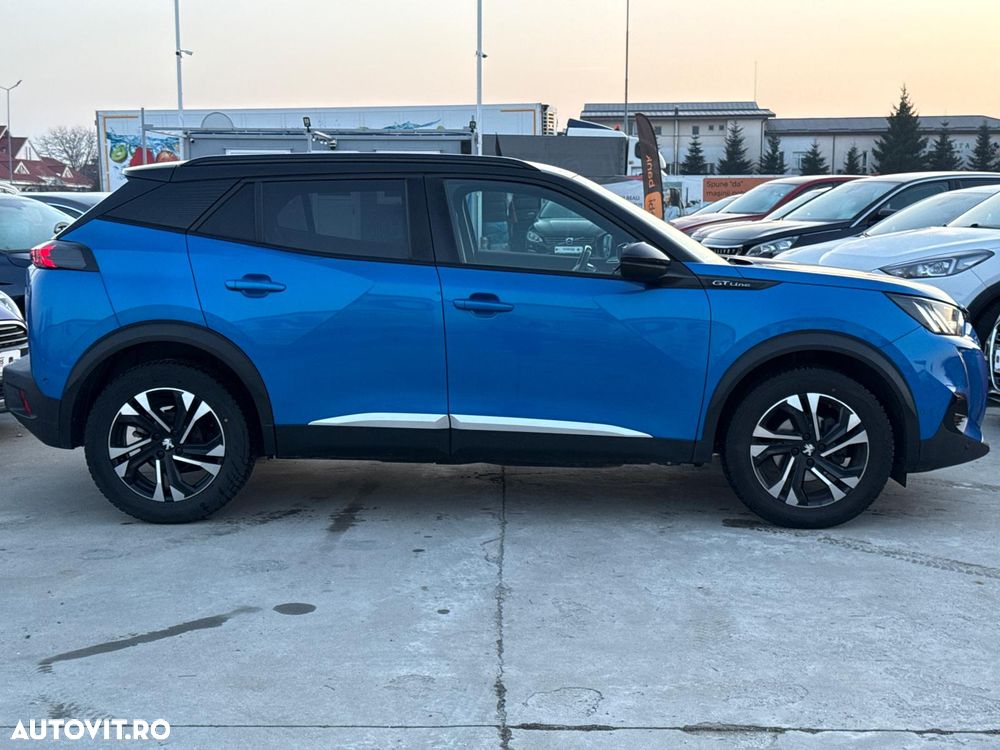 Peugeot 2008 PureTech 130 EAT8 GT Exclusive - 31