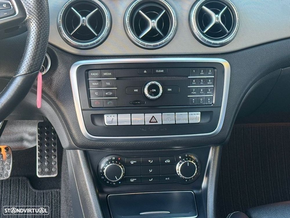 Mercedes-Benz CLA 220 d Shooting Brake AMG Line Aut. - 52