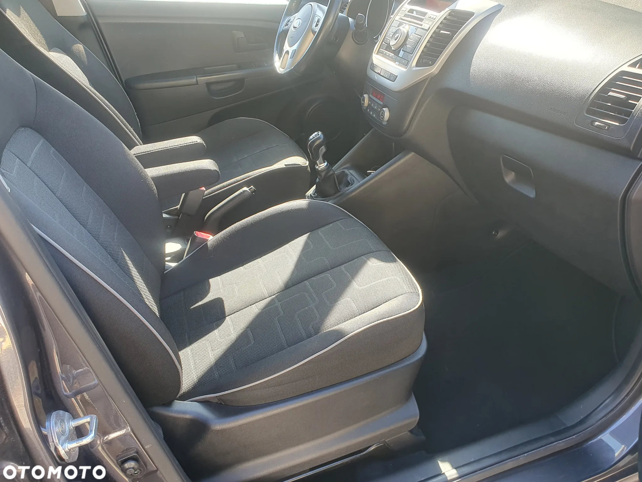 Kia Venga 1.4 CVVT Dream-Team Edition - 12