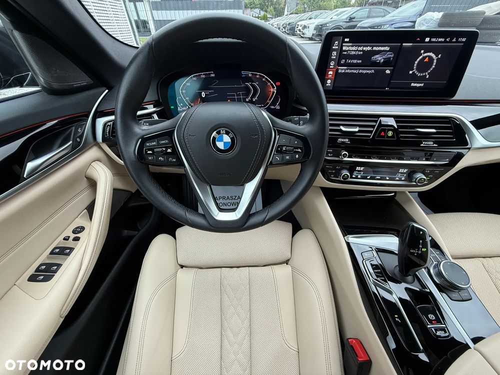 BMW Seria 5 520d Luxury Line - 38
