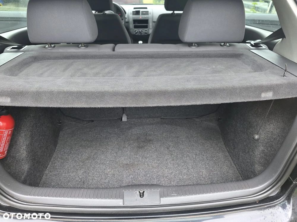 Volkswagen Polo 1.4 TDI Comfortline - 11