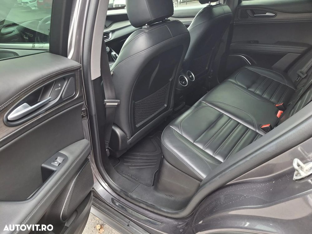 Alfa Romeo Stelvio 2.2 Diesel 16V AT8 Q4 Super - 27
