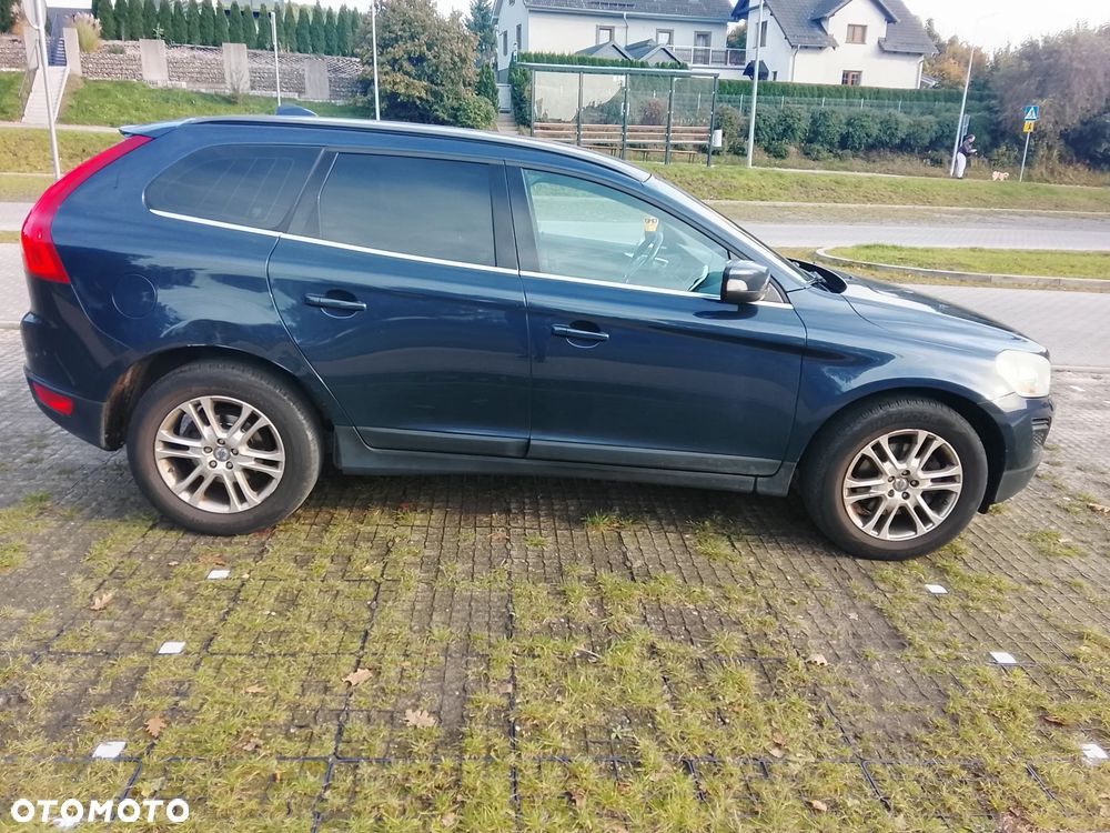 Volvo XC 60 - 4