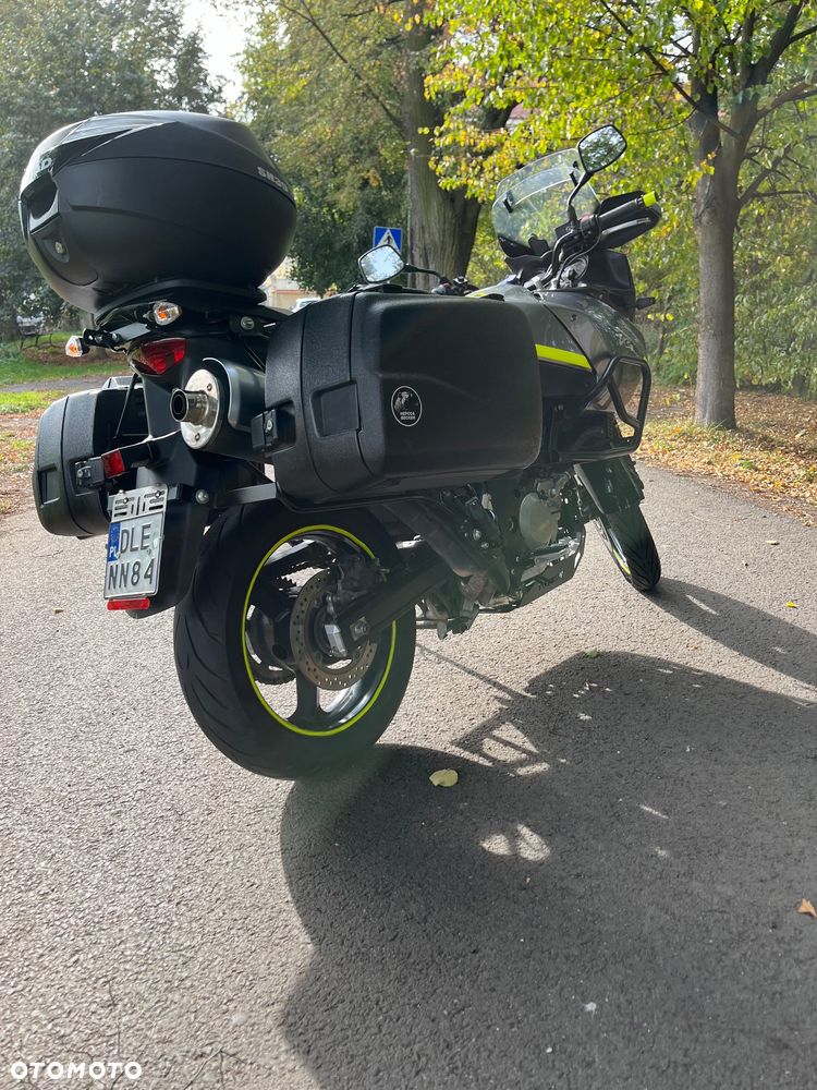 Suzuki V-STROM - 12