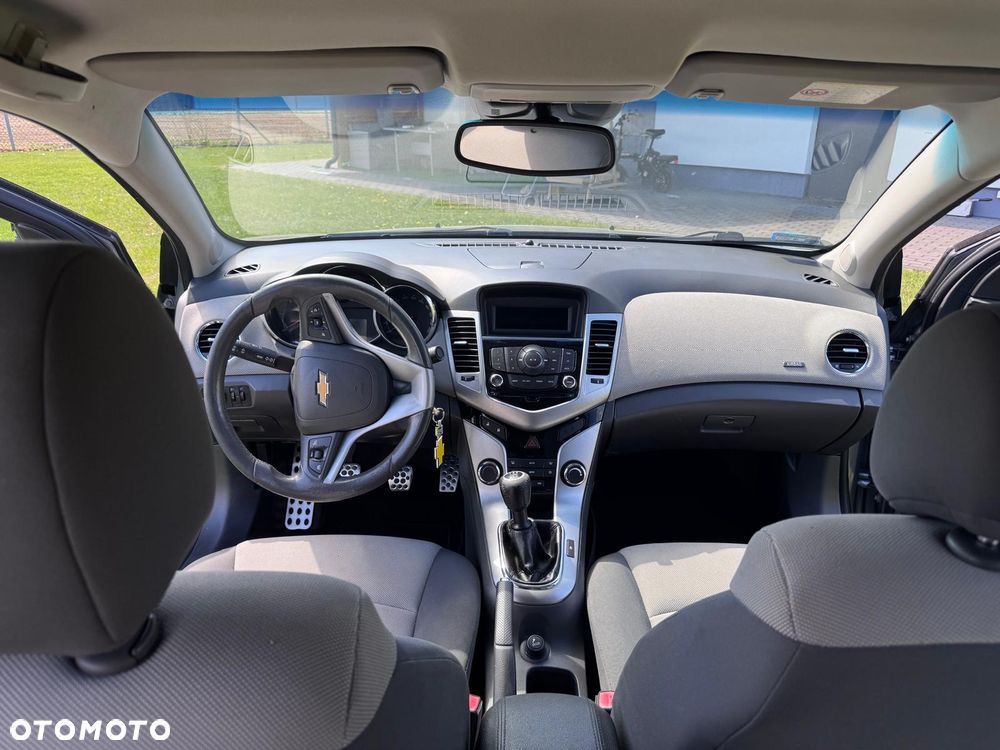 Chevrolet Cruze 2.0 LT - 11