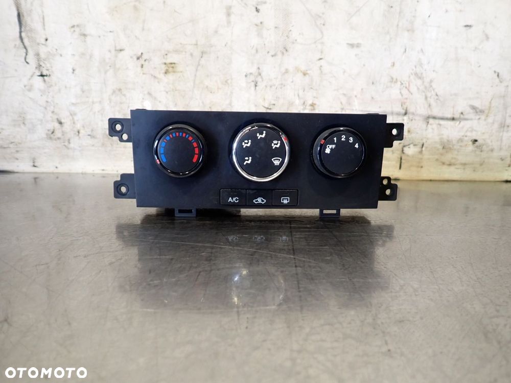 PANEL STEROWANIA NAWIEWU KLIMATYZACJI CHEVROLET CAPTIVA 96820193 - 1