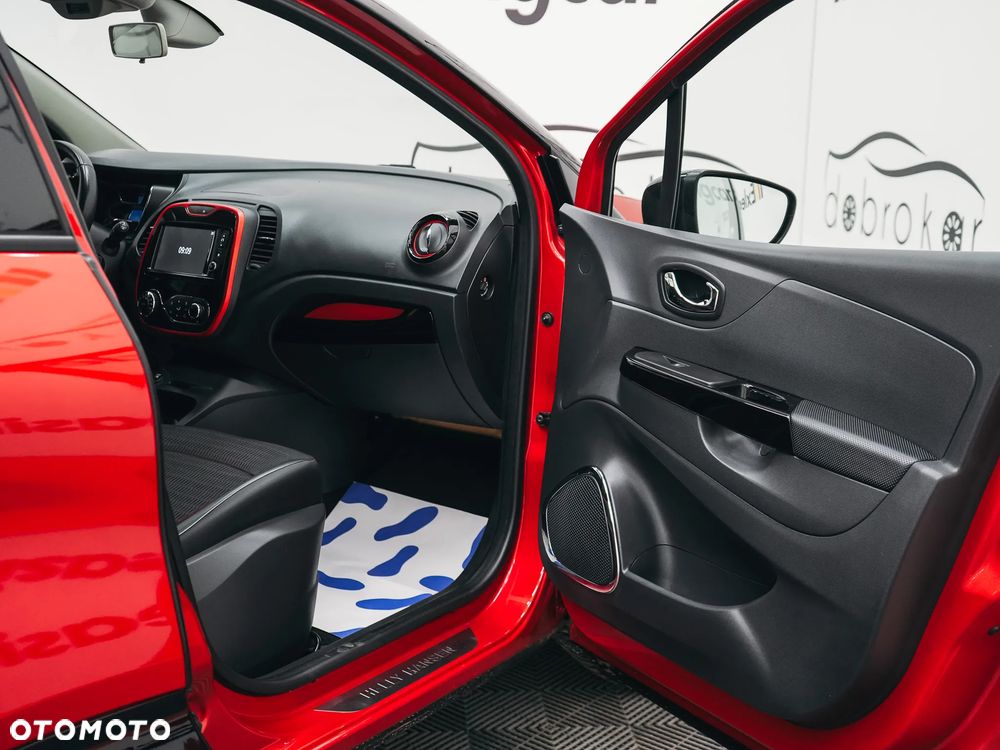 Renault Captur TCe 120 EDC Helly Hansen - 32