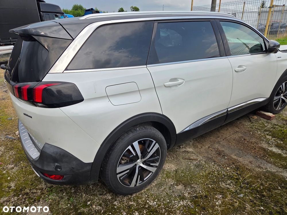 Peugeot 5008 BlueHDi 130 EAT8 GT - 4