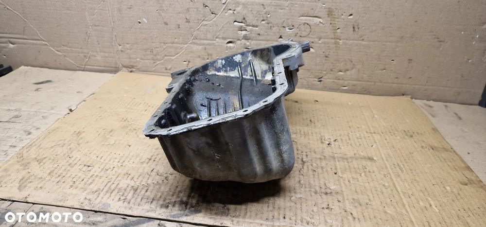 Miska olejowa oleju VW Passat B5 1.8 058103603 - 2