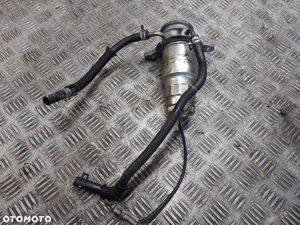 OBUDOWA PODSTAWA FILTRA PALIWA TOYOTA AVENSIS T22 2.0 D4D - 1