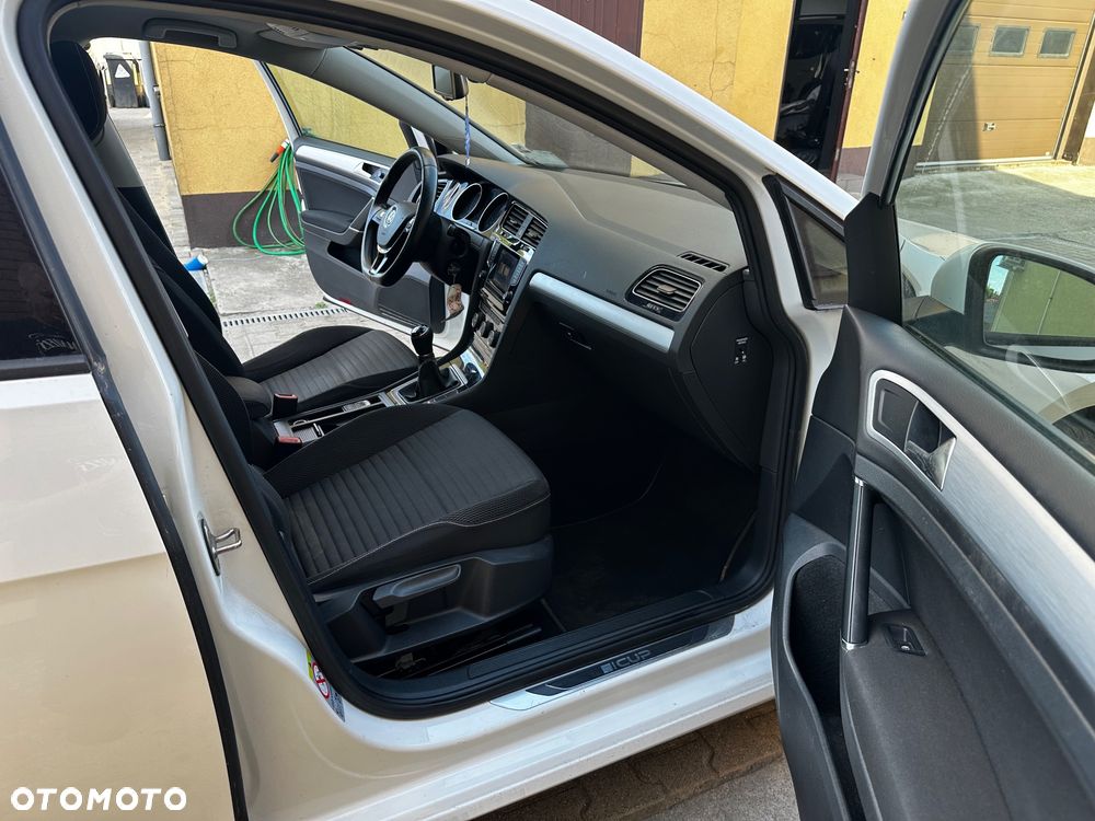 Volkswagen Golf 1.2 TSI BlueMotion Technology Cup - 8
