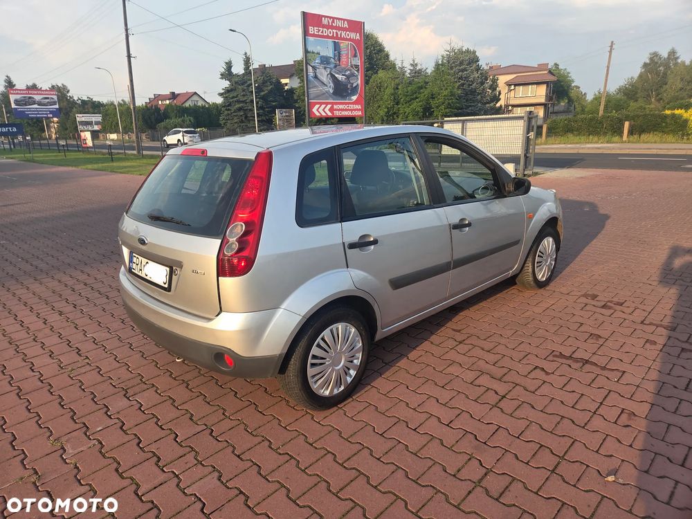 Ford Fiesta 1.4 TDCI - 2