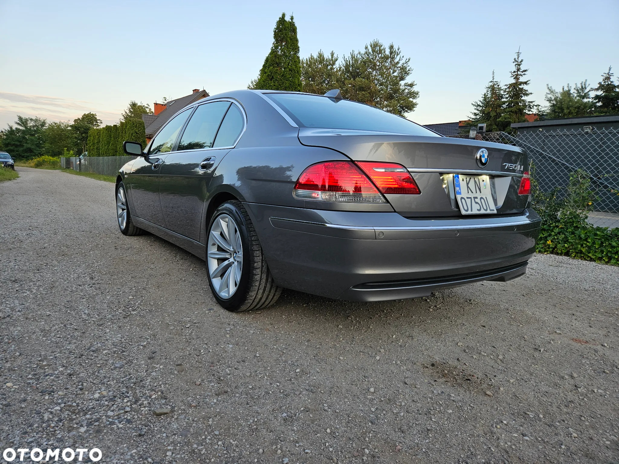 BMW Seria 7 750Li - 40