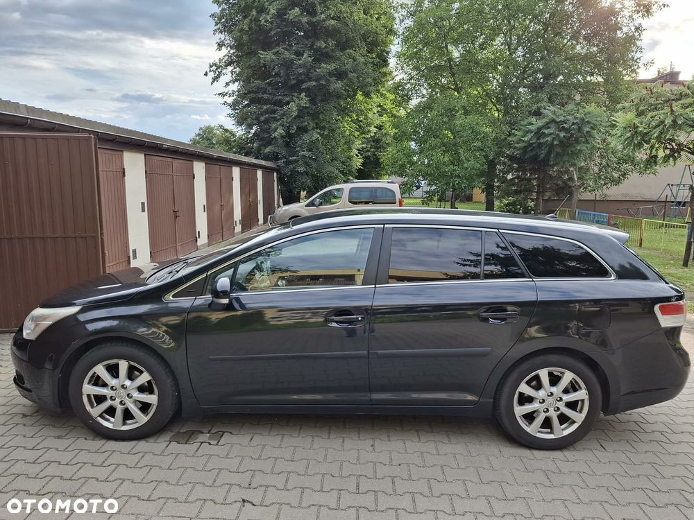 Toyota Avensis 1.8 Business Edition - 3