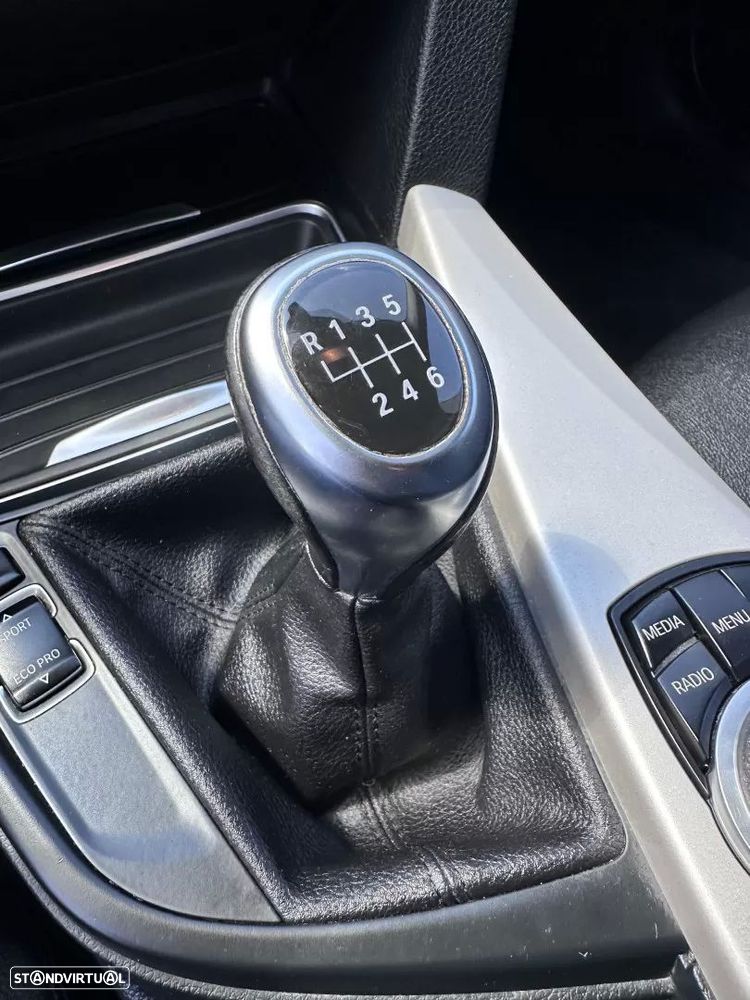 BMW 316 d Line Sport Shadow - 48