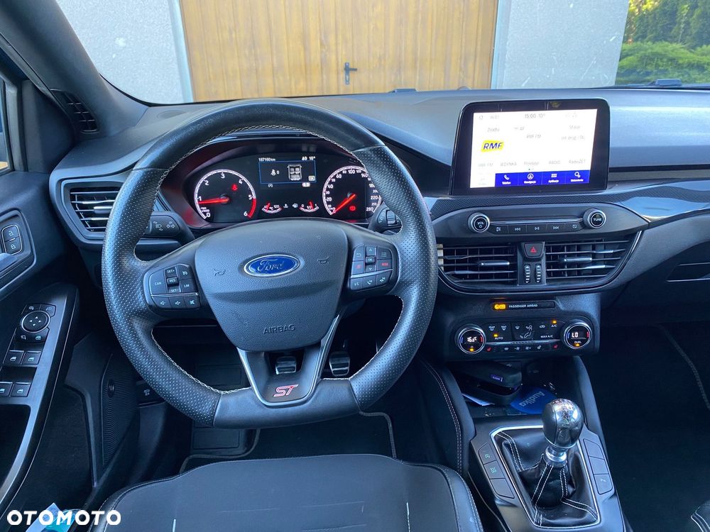 Ford Focus 2.0 EcoBlue ST - 23
