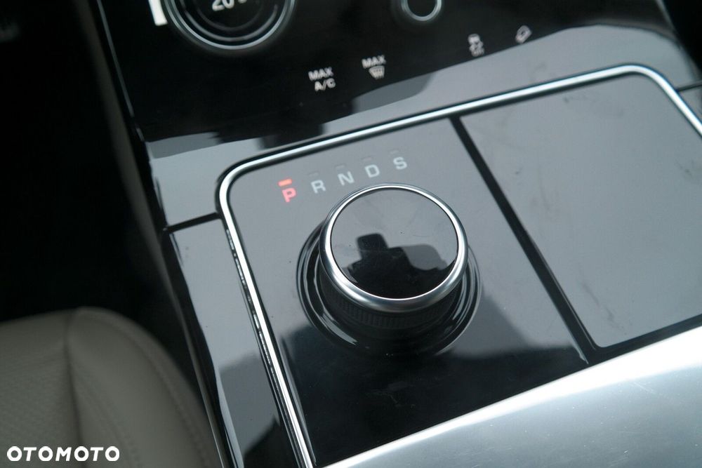 Land Rover Range Rover Velar - 15