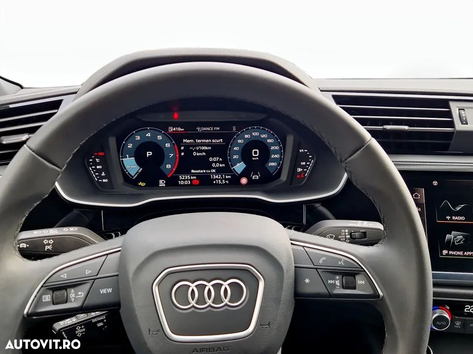Audi Q3 2.0 40 TFSI S tronic quattro Advanced - 18