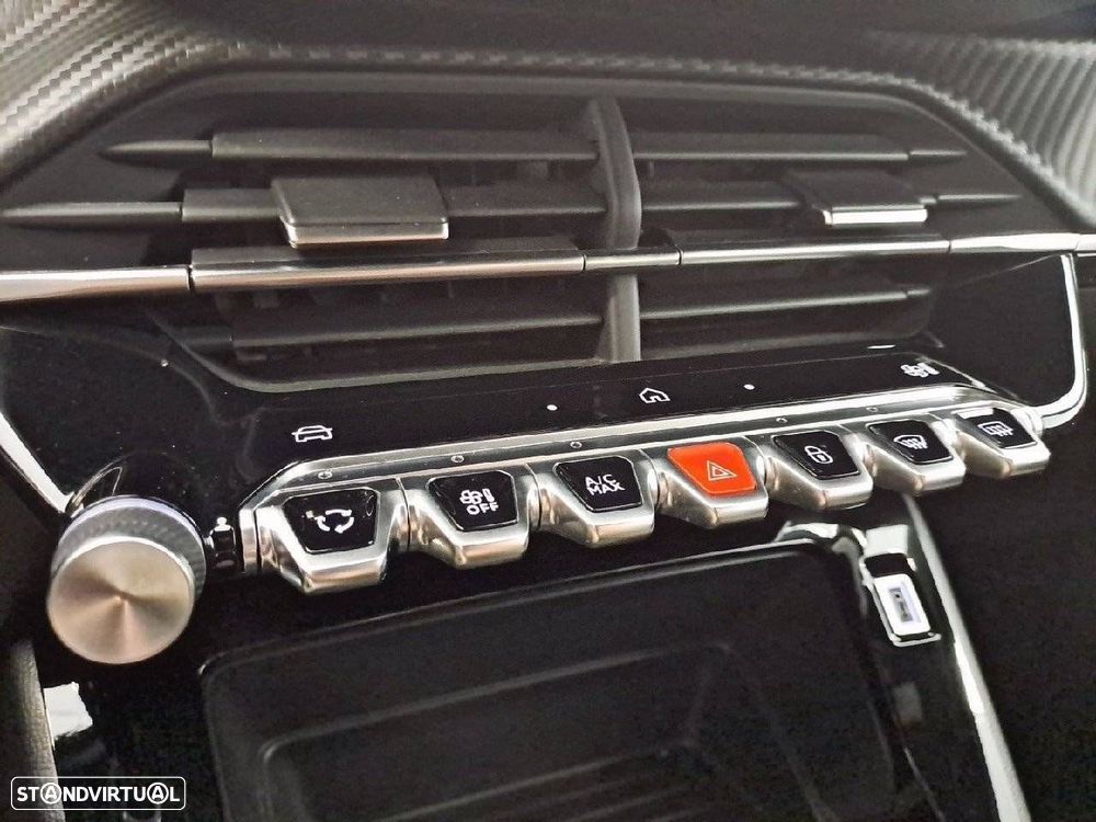 Peugeot 2008 1.2 PureTech Style - 21