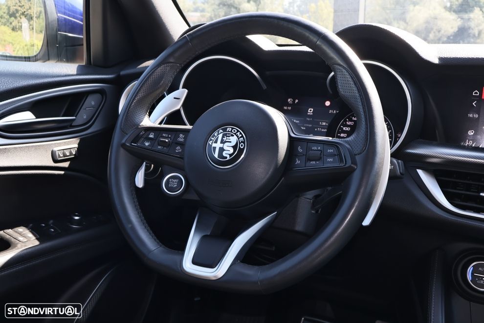 Alfa Romeo Stelvio 2.2 D Sprint Q4 AT8 - 9