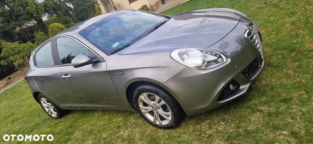 Alfa Romeo Giulietta 2.0 JTDM Distinctive - 24