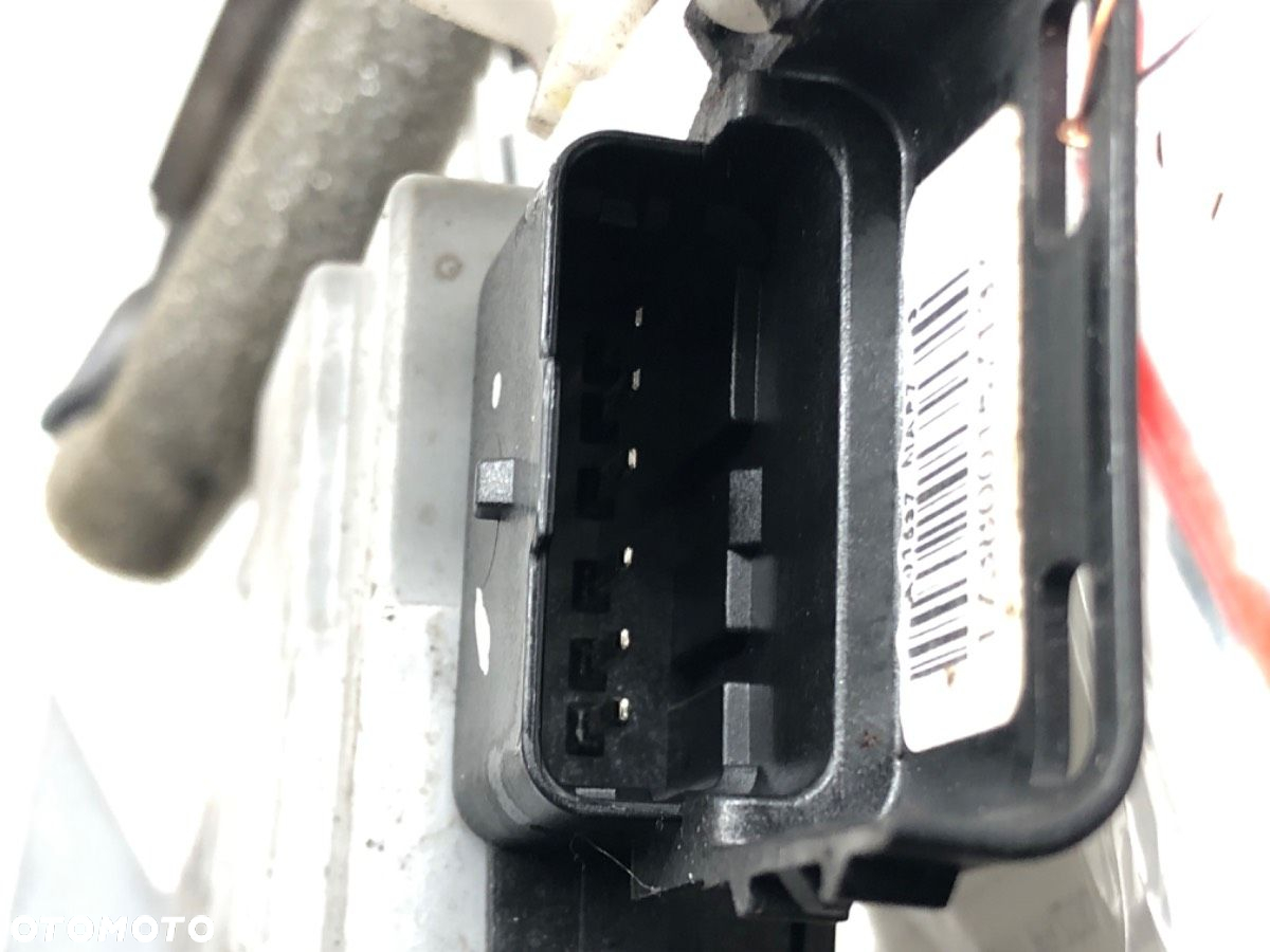 ZAMEK DRZWI PRAWY PRZÓD - 121.00 PLN - CITROEN BERLINGO MULTISPACE (B9) 2008 - 2022 1.6 80 kW [109 - 4