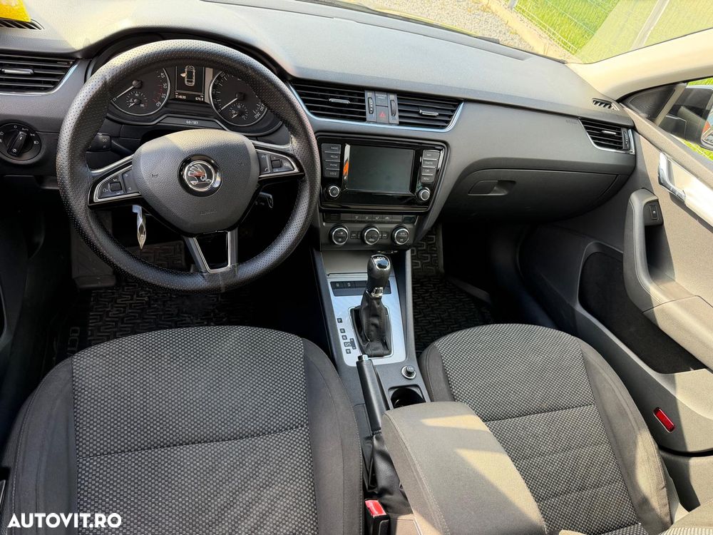 Skoda Octavia 2.0 TDI (Green tec) DSG Ambition - 5