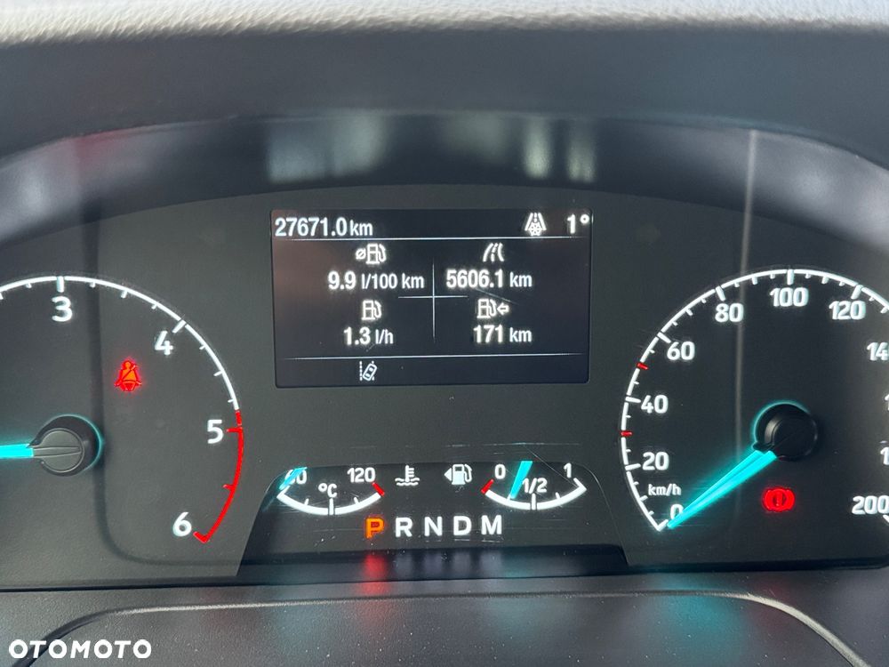 Ford TRANSIT MK8 - 14