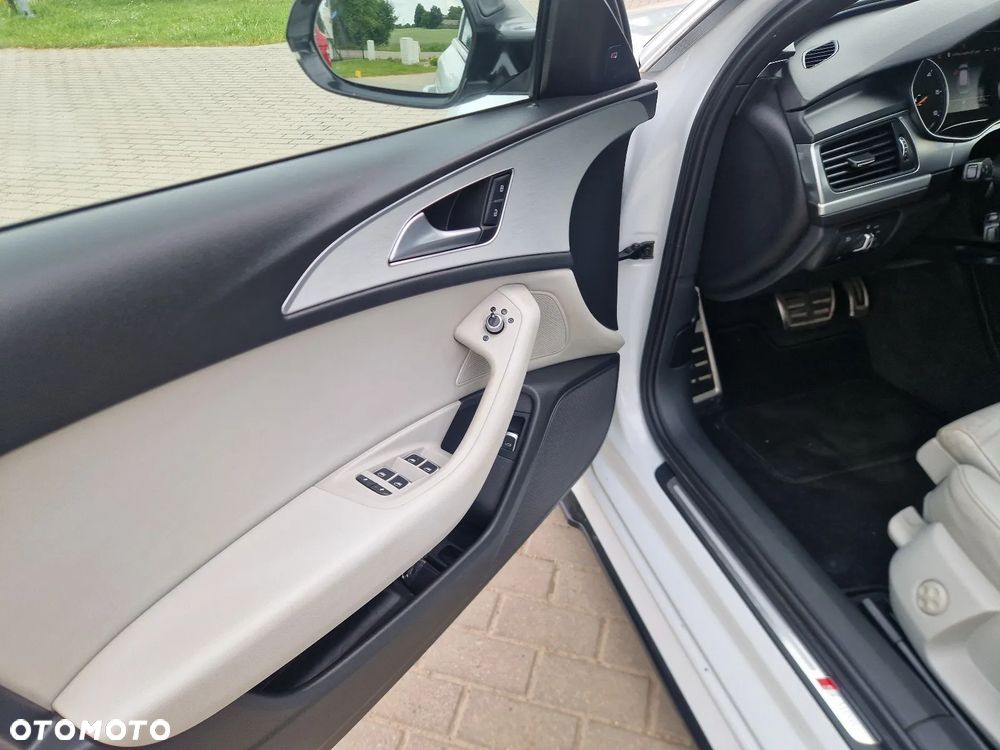 Audi A6 Avant 3.0 TDI quattro S tronic - 17