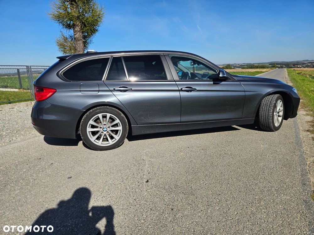 BMW Seria 3 320d - 6