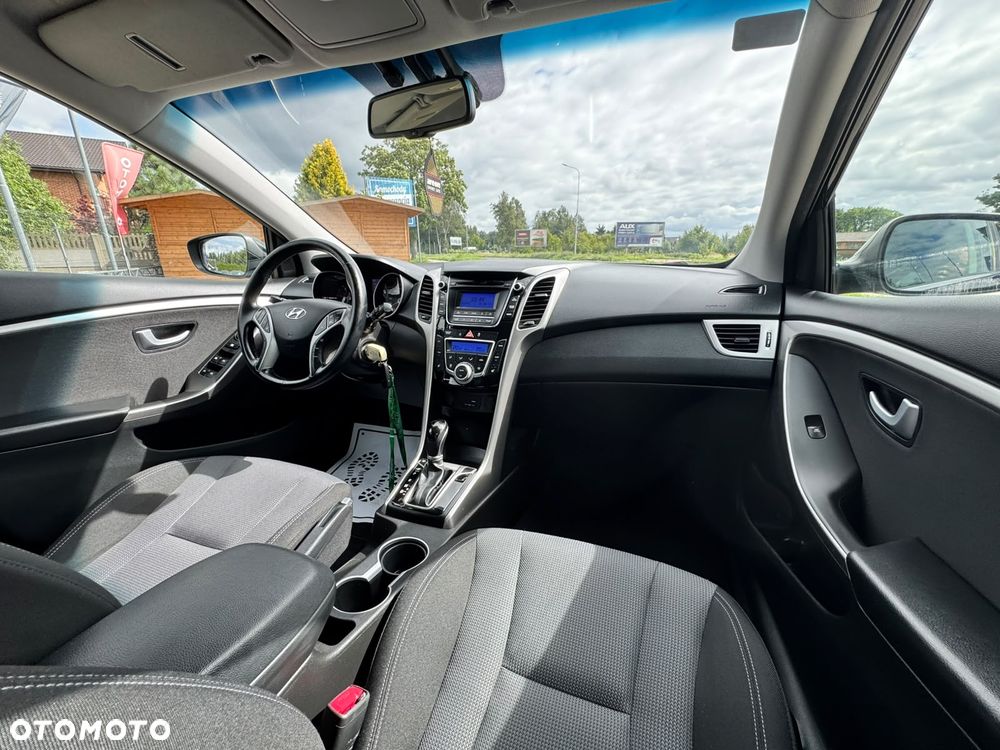 Hyundai i30 - 23