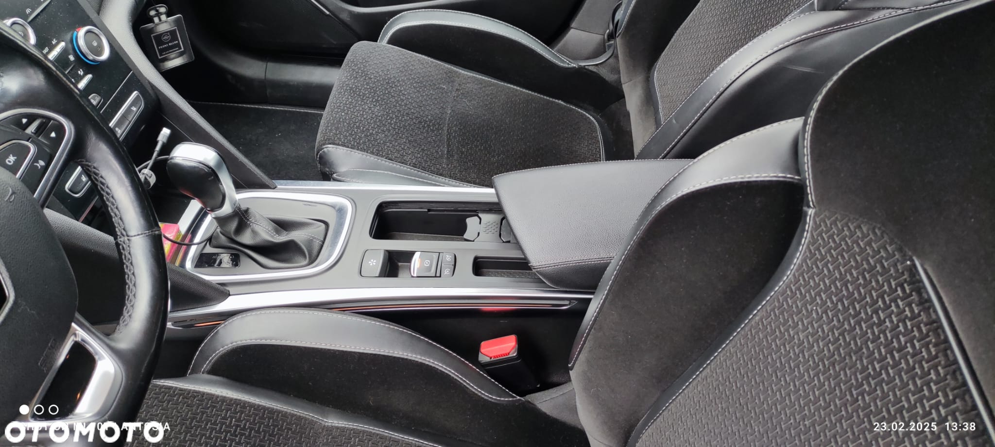 Renault Megane ENERGY dCi 110 EDC BUSINESS - 13