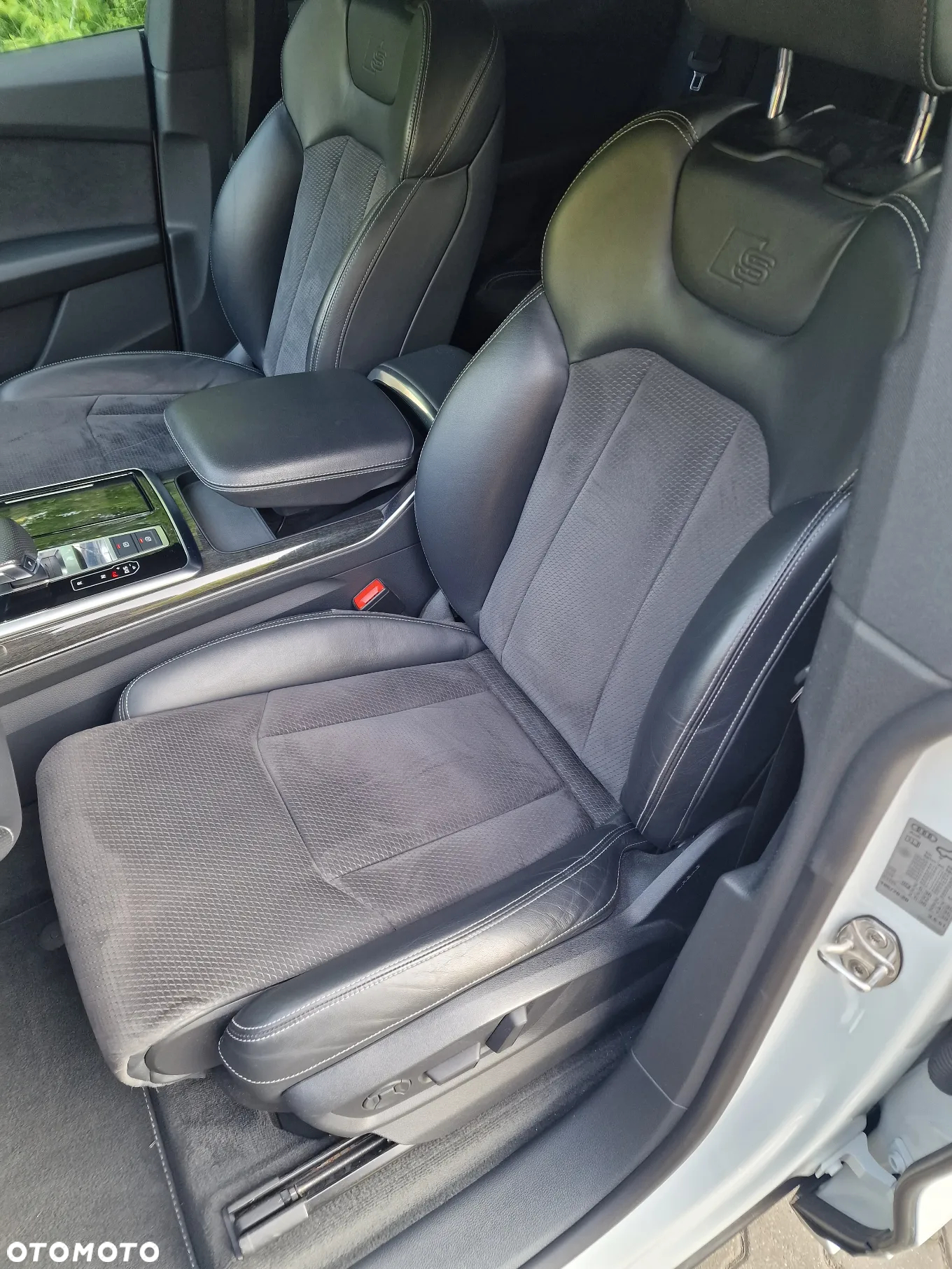 Audi Q8 - 12