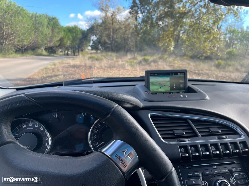 Peugeot 3008 2.0 HDi Hybrid4 99g - 11