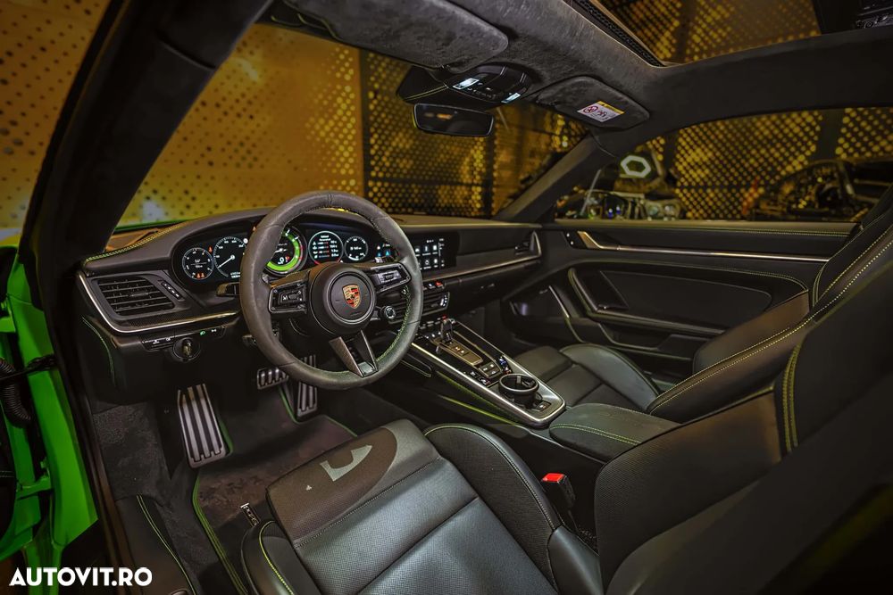 PORSCHE 911 2024 — imagine 9