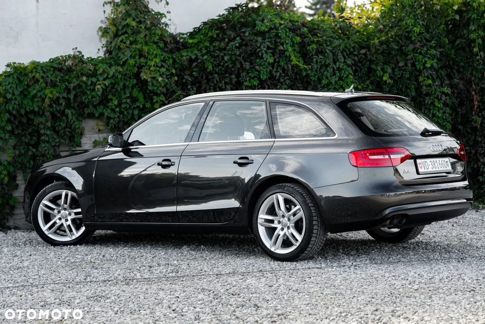 Audi A4 Avant 2.0 TDI DPF quattro Attraction - 15