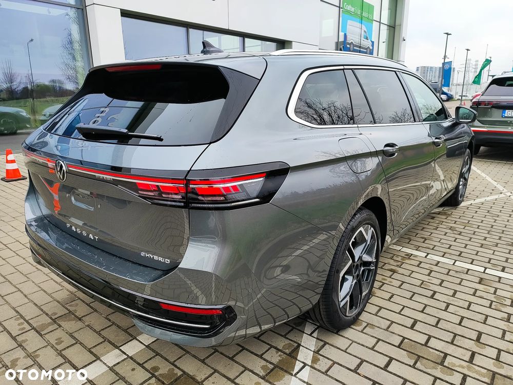 Volkswagen Passat 1.5 TSI ACT mHEV Elegance DSG - 7