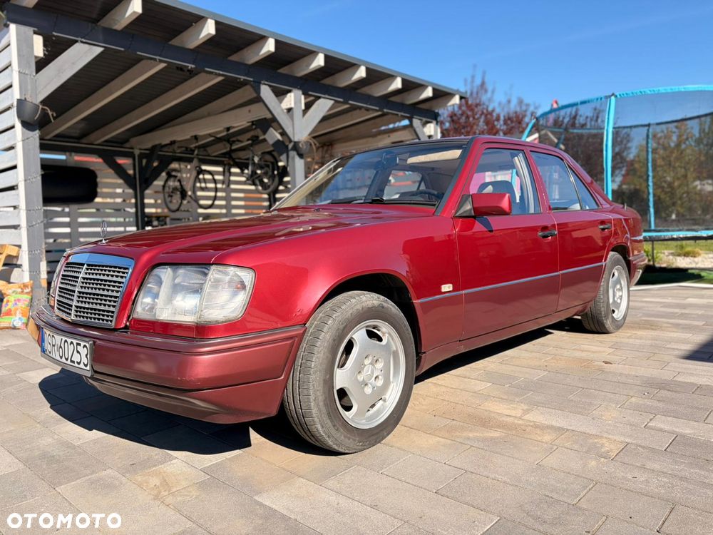 Mercedes-Benz W124 (1984-1993) - 1