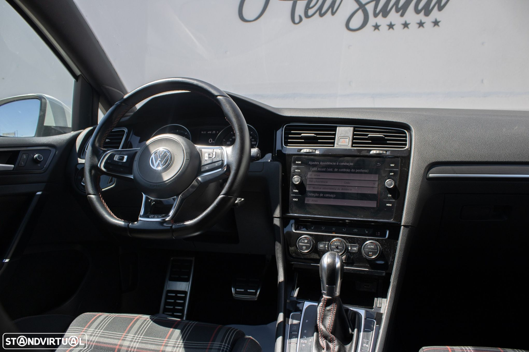VW Golf GTI (BlueMotion ) DSG - 34