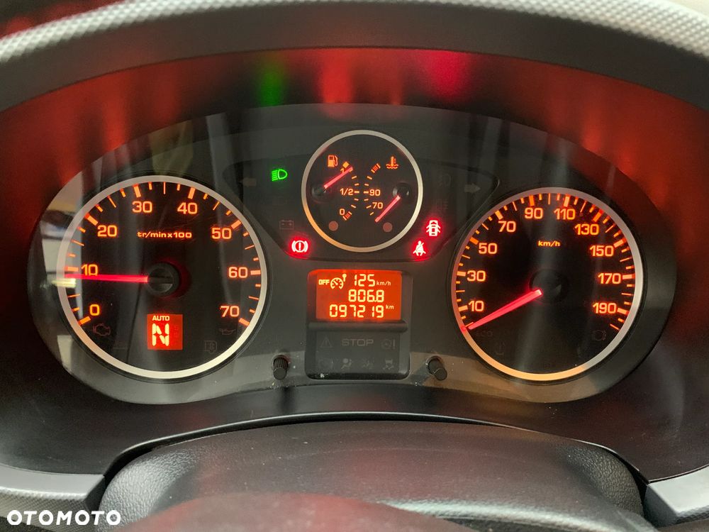 Peugeot Partner - 10