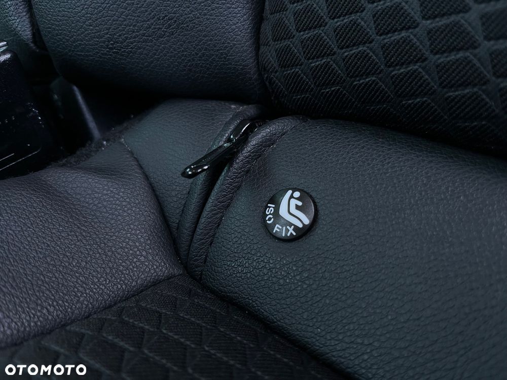 Renault Megane ENERGY TCe 130 BOSE EDITION - 28