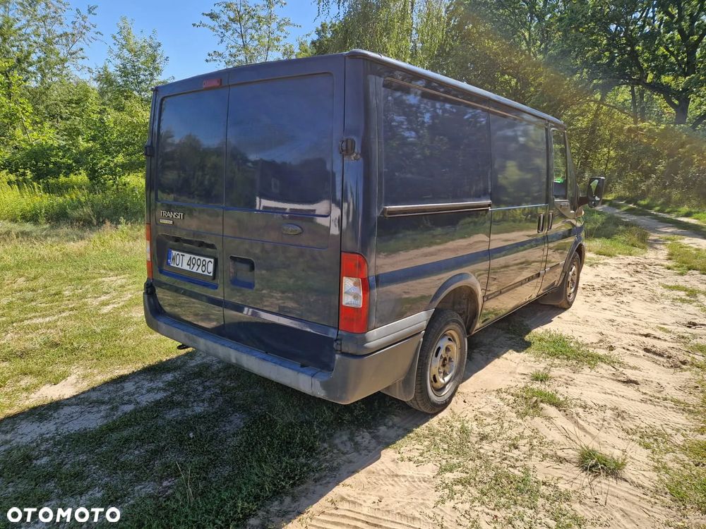 Ford Transit - 4